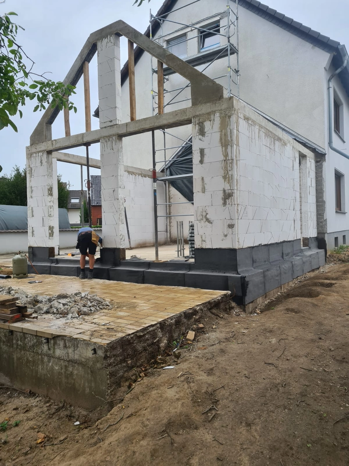 EB BAU SERVICE GmbH - Bauunternehmen - Einfamilienhaus Köln