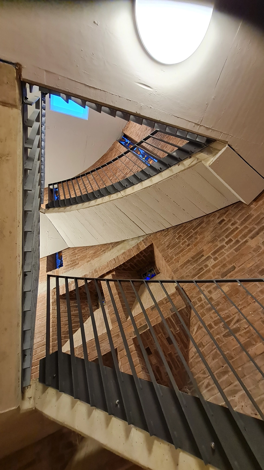 EB BAU SERVICE GmbH – Bauunternehmen – Kirche Leverkusen