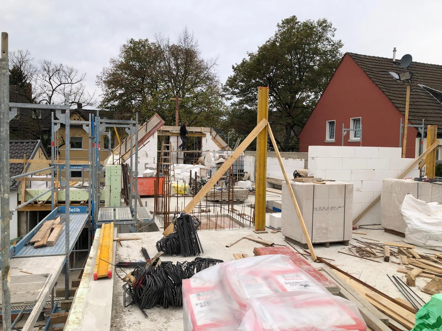 EB BAU SERVICE GmbH - Bauunternehmen - Mehrfamilienhaus Dellbrück