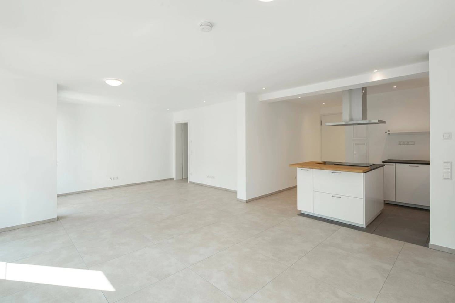 EB BAU SERVICE GmbH - Bauunternehmen - Mehrfamilienhaus Hürth