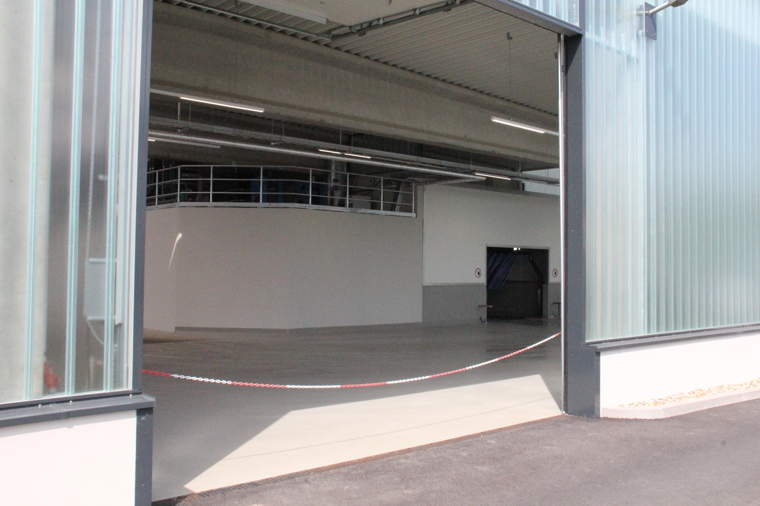 EB BAU SERVICE GmbH - Bauunternehmen - Waschstraße Hilden
