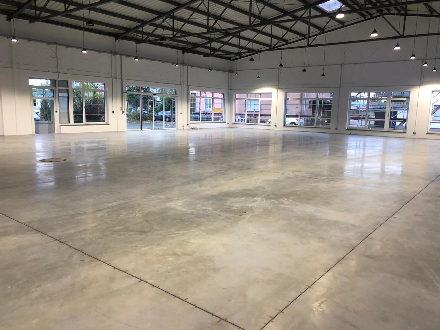 EB BAU SERVICE GmbH – Bauunternehmen – Halle Sankt Augustin